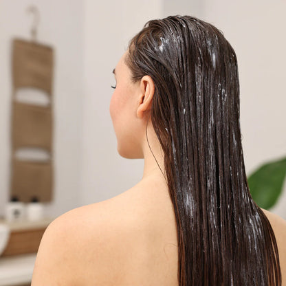 Shampoing hydratant et volumisant parfumé à la poire et aux agrumes